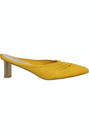 Cult Gaia Buty, Kobieta, Żółty, 39 EU, Stylowe Mule