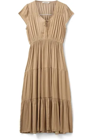Sofie Schnoor Sukienki, Kobieta, brązowy, 2XL, Poliester, Elegancka Sukienka Maxi z Falbanami