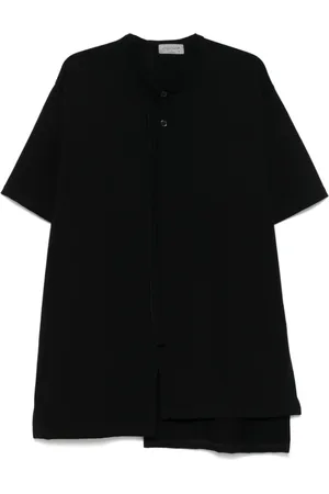 YOHJI YAMAMOTO Koszulki, Mężczyzna, Czarny, L, Czarna koszulka z przodu na guziki i rozcięciami