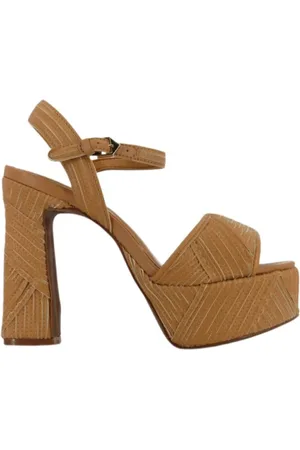CARRANO Buty, Kobieta, brązowy, 37 EU, Skóra, Beżowe Skórzane Sandały z Sprzączką