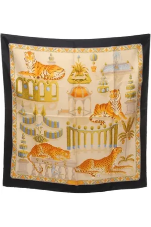Salvatore Ferragamo Pre-owned, Kobieta, Wielobarwność, ONE SIZE, Pre-owned Silk scarves