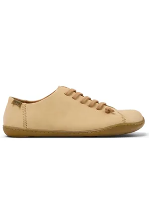 Camper Buty, Kobieta, Beżowy, 38 EU, Zamsz, Beżowe Slip-On Sneakersy z Elastycznymi Sznurówkami