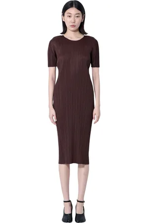 Issey Miyake Sukienki, Kobieta, brązowy, XL, Plisowana Sukienka Midi Crewneck Panel