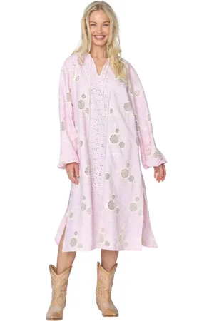 Crās Sukienki, Kobieta, Różowy, XS, Bawełna, Elegancka Sukienka Midi z Haftem