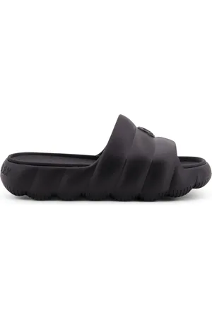 Moncler Buty, Kobieta, Czarny, 37 EU, Czarne Sandały z Logo Patch