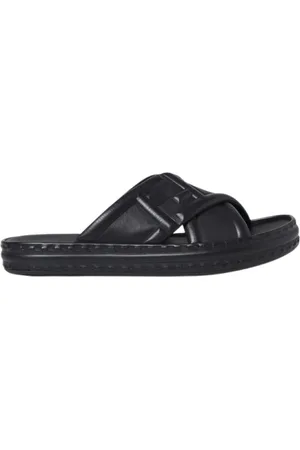Fendi Buty, Mężczyzna, Czarny, 40 EU, Skóra, Klapki z wytłoczonym logo FF