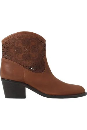 Via Roma Buty, Kobieta, brązowy, 37 EU, Eleganckie Skórzane Botki z Wycięciem