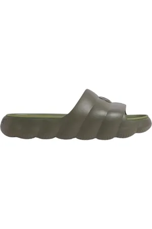 Moncler Buty, Mężczyzna, Zielony, 44 EU, Pikowane Zielone Klapki Eva