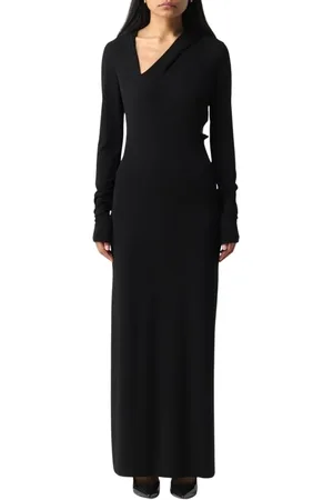 VERSACE Sukienki, Kobieta, Czarny, S, Elegancka Czarna Sukienka z Dekoltem w Szpic