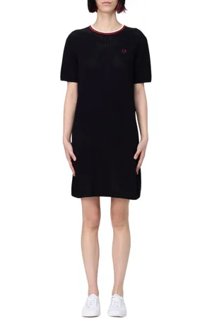 Fred Perry Sukienki, Kobieta, Czarny, S, Elegancka Sukienka z Wiankiem Lauru