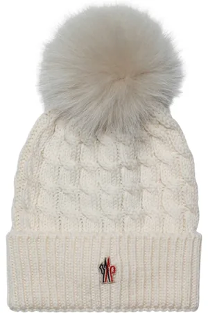 Moncler Akcesoria, Kobieta, Biały, ONE SIZE, Wełna, Biała Czapka z Dzianiny Warkoczowej z Naszywką
