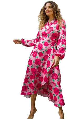 Crās Sukienki, Kobieta, Różowy, 2XL, Sukienka w Kwiaty z Falbaną