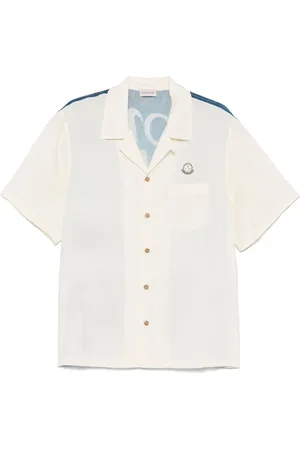 Moncler Koszule, Mężczyzna, Biały, M, Ecru Koszula z Logo i Plakietką na Piersi