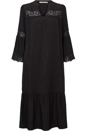 RUE de FEMME Sukienki, Kobieta, Czarny, XS, Elegancka Czarna Sukienka z Dekoltem w Serek