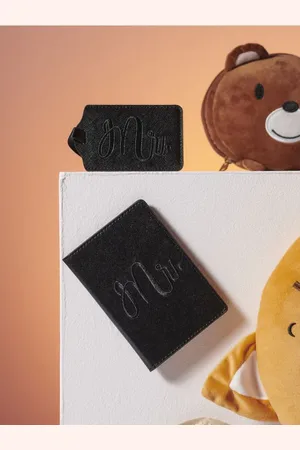 Sinsay Etui na paszport i zawieszka imienna