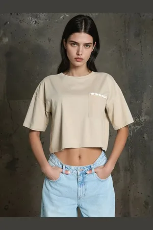 Sinsay Crop top z ozdobnymi muszelkami