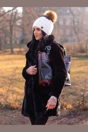 Dan-a Torebka skórzana elegancki kuferek T195 koniakowa