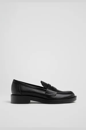 Stradivarius Mokasyny 40