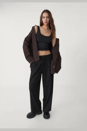 Stradivarius Eleganckie spodnie baggy z zakładkami 34