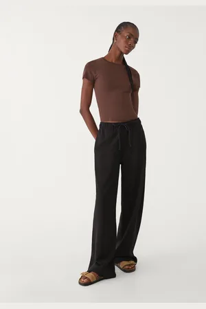 Stradivarius Spodnie jogger z szerokimi nogawkami XS
