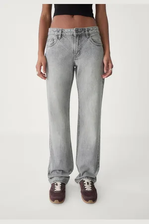 Stradivarius Jeansy o kroju low waist straight Czarny