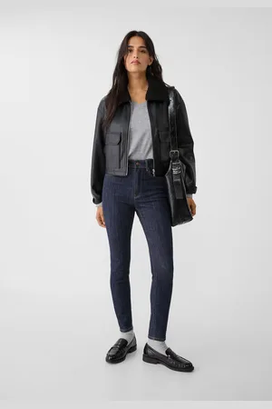 Stradivarius D07 Jeansy skinny fit z regularnym stanem