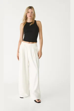 Stradivarius Top basic typu bokserka L