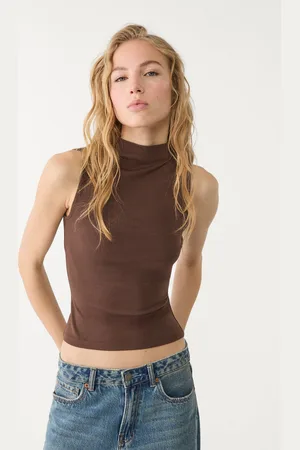 Stradivarius Dopasowana koszulka basic z półgolfem XS