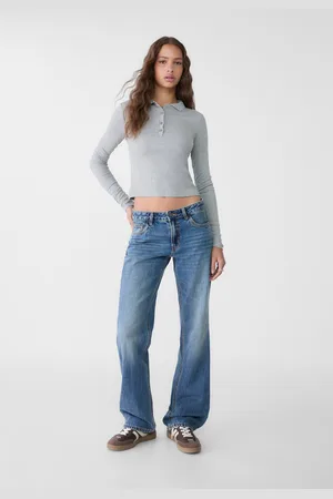 Stradivarius Jeansy o kroju low waist straight