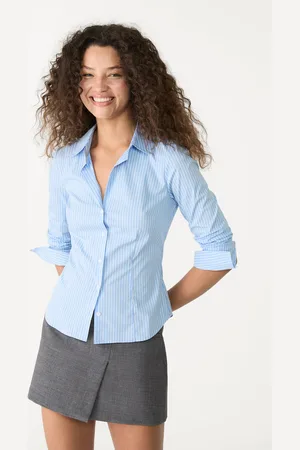 Stradivarius Dopasowana koszula basic w paski XS
