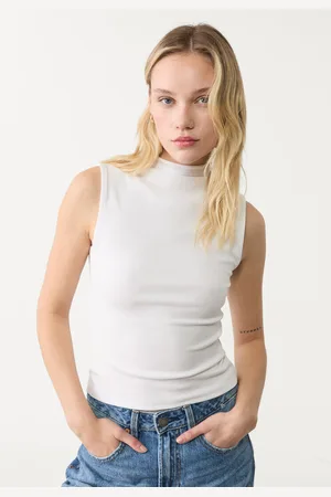 Stradivarius Dopasowana koszulka basic z półgolfem L