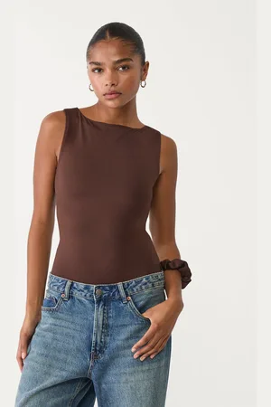 Stradivarius Body basic z dekoltem łódką S