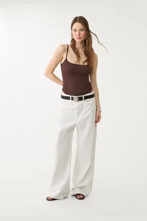 Stradivarius Prążkowane body na ramiączkach M