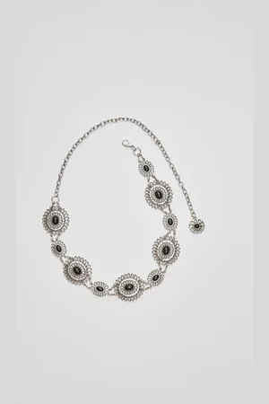 Stradivarius Kontrastowy metalowy pasek M