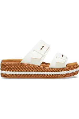 Crocs Klapki Brooklyn Woven Buckle Low Wedge 209978-0WV