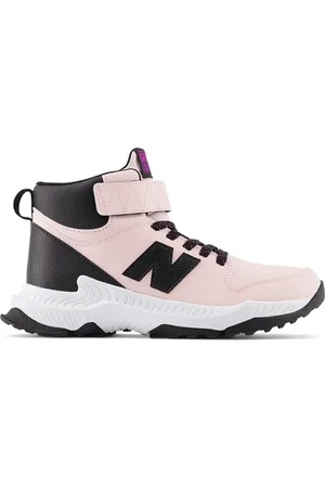 New Balance Buty GT800TP3