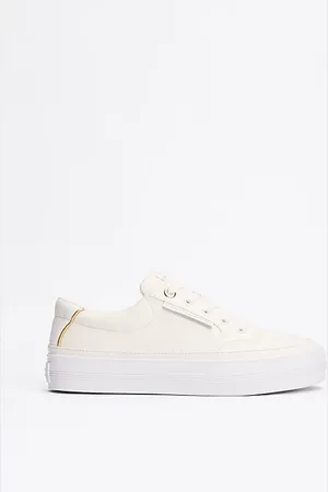 Tommy Hilfiger Tenisówki Essential z kontrastowym wykończeniem