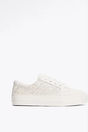 Tommy Hilfiger Buty sportowe z monogramem TH na platformie