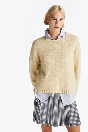 Tommy Hilfiger Sweter z fakturą i guzikami na ramieniu