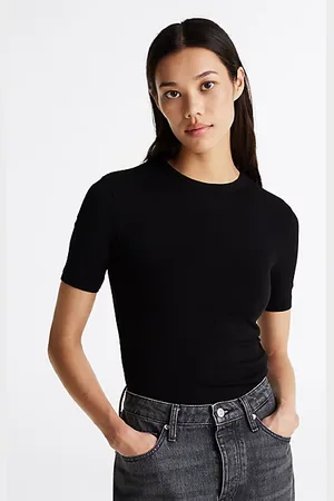 Tommy Hilfiger Prążkowany T-shirt o wąskim kroju