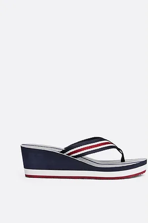 Tommy Hilfiger Japonki z sygnowanymi paskami na platformie