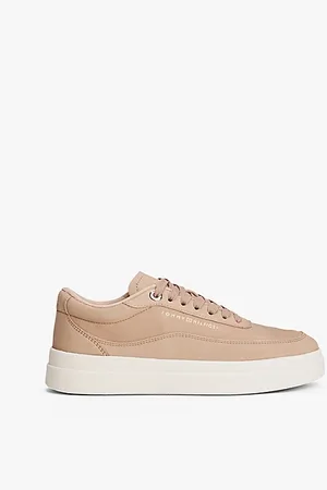 Tommy Hilfiger Skórzane buty sportowe z metalowym logo