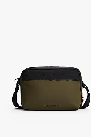 Tommy Hilfiger Torebka crossbody na aparat z metalowym logo