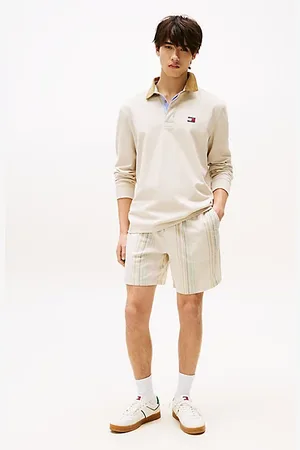 Tommy Hilfiger Luźne teksturowane szorty w prążki