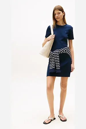Tommy Hilfiger T-shirtowa sukienka mini o wąskim kroju