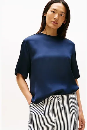 Tommy Hilfiger Satynowy T-shirt o luźnym kroju