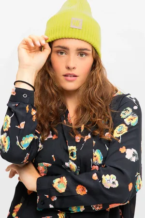 STUDIO UNTOLD Beanie, czapka, prążkowana dzianina, naszywka