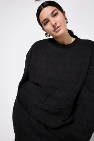 STUDIO UNTOLD Sukienka mini z dzianiny, oversize, pikowanie HEART