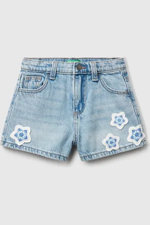 Benetton Shorts With Macramé Flowers