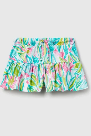Benetton Green Shorts With Tropical Print